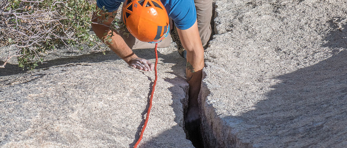 Fist Jam on Hex Marks the Poot 5.7 in Joshua Tree National Park